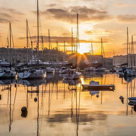 Superlative With Valletta And Harbour Views Sliema