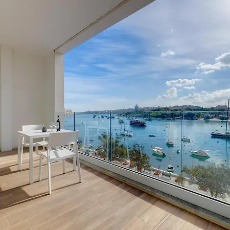 Superlative With Valletta And Harbour Views *