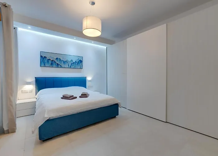 Апартаменты Superlative With Valletta And Harbour Views *