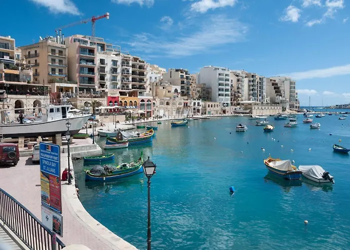 Lejlighed Superlative With Valletta And Harbour Views